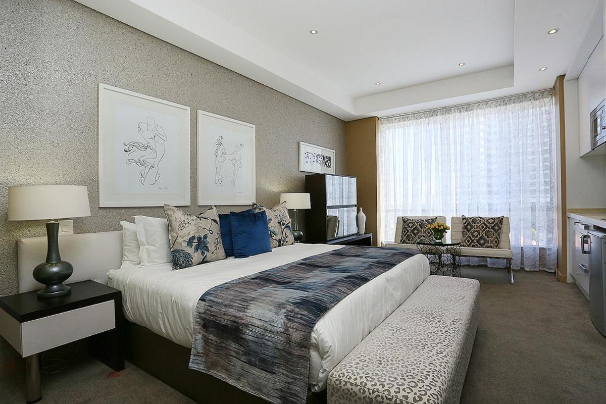 304 Sandton Skye ヨハネスブルグ エクステリア 写真